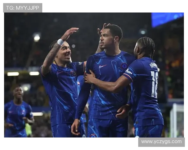 南安普顿主场迎战西布罗英超对决引发球迷热议与期待